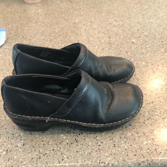 Clogs - Picture 2 of 2